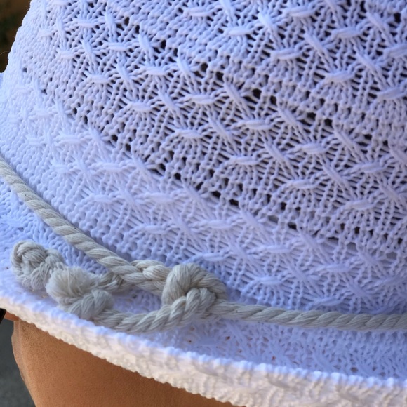 Inc Ladies Top Hat (White) - Picture 3 of 4